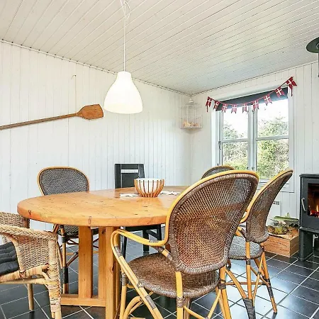 Holiday Lille Strandgaard Ii 3* Hals